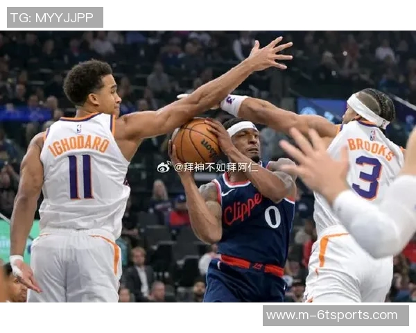 比尔在场快船防守效率惨淡联盟垫底引发热议 比尔在场快船防守效率惨淡联盟垫底引发热议