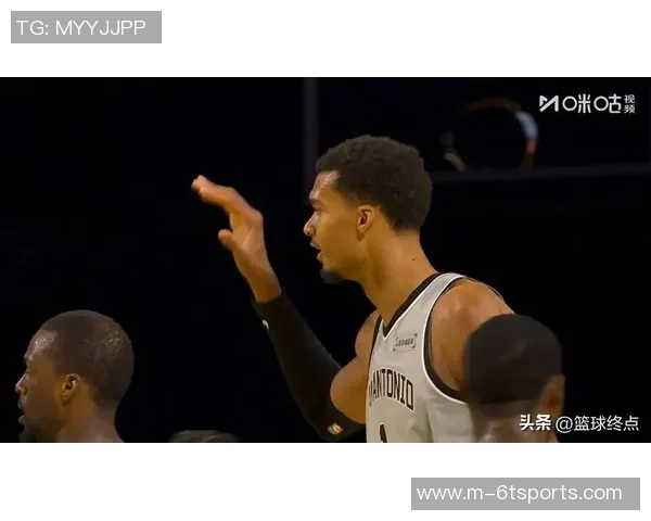 拉梅洛鲍尔表现平平19投6中三分球命中率低迷仍砍下20分5篮板8助攻 拉梅洛鲍尔表现平平19投6中三分球命中率低迷仍砍下20分5篮板8助攻